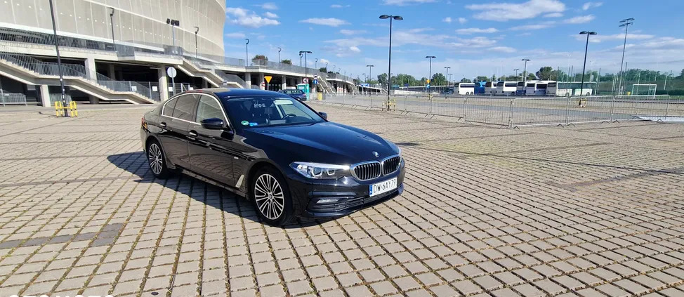 samochody osobowe BMW Seria 5 cena 115900 przebieg: 67000, rok produkcji 2017 z Wrocław